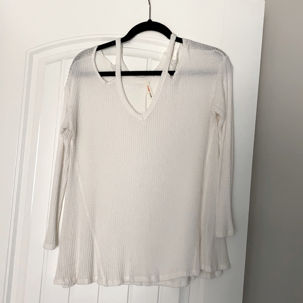 White/Cream V-neck Long Sleeve Top